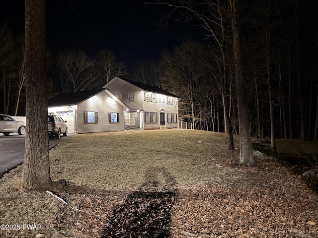 view of front of home featuring driveway