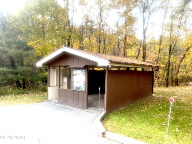 335 Westwood Ln, Hawley, PA 18428