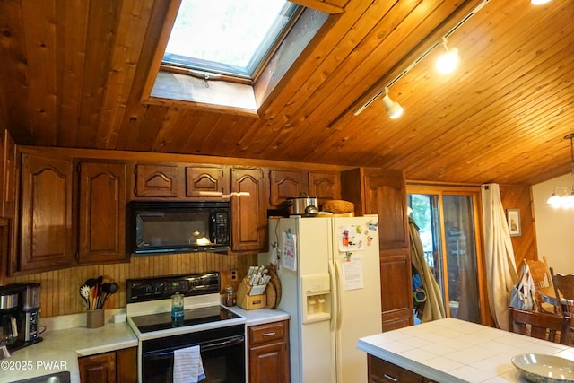 199 Mountain Lake Dr, Dingmans Ferry, PA 18328 - photo 18