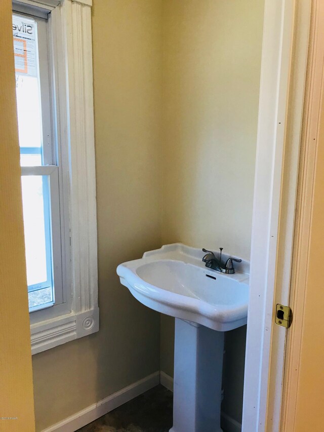 bathroom with sink