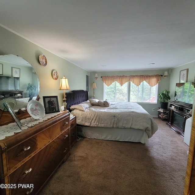 117 W Shore Dr, Dingmans Ferry, PA 18328 - carpeted bedroom with arched walkways and crown molding