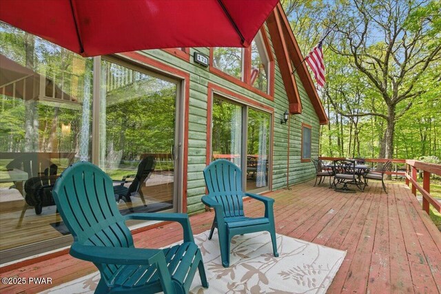 173 Paper Birch S, Tafton, PA 18464 - wooden terrace with outdoor dining area