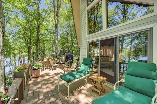 37 Rockpoint Ct, Lake Ariel, PA 18436 - view of deck