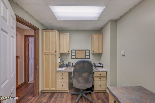 37 Rockpoint Ct, Lake Ariel, PA 18436 - home office with a drop ceiling, built in study area, and dark wood finished floors