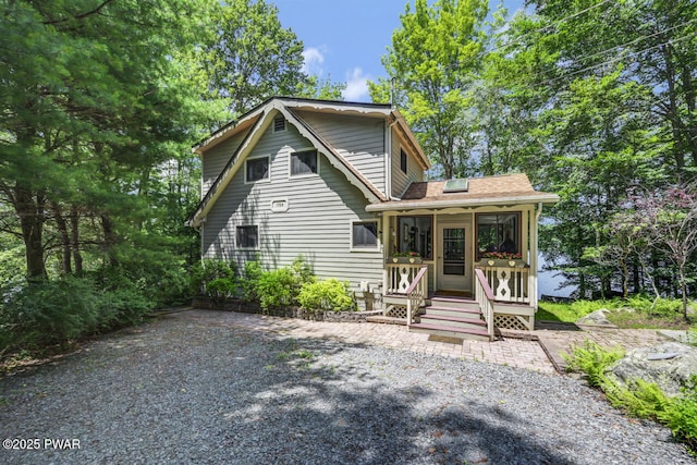 37 Rockpoint Ct, Lake Ariel, PA 18436 - view of front of home