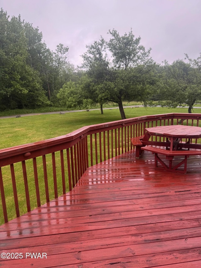 112 Ewe Ln, Tobyhanna, PA 18466 - wooden terrace featuring a lawn