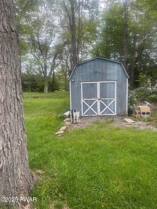 112 Ewe Ln, Tobyhanna, PA 18466 - view of shed
