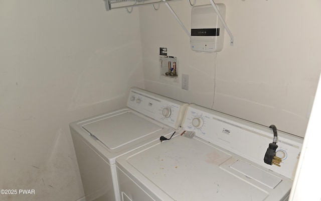 1712 Big Ridge Dr, East Stroudsburg, PA 18302 - laundry area with separate washer and dryer and laundry area