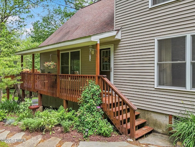 111 Sun Valley Dr, Tafton, PA 18464 - property entrance with roof with shingles