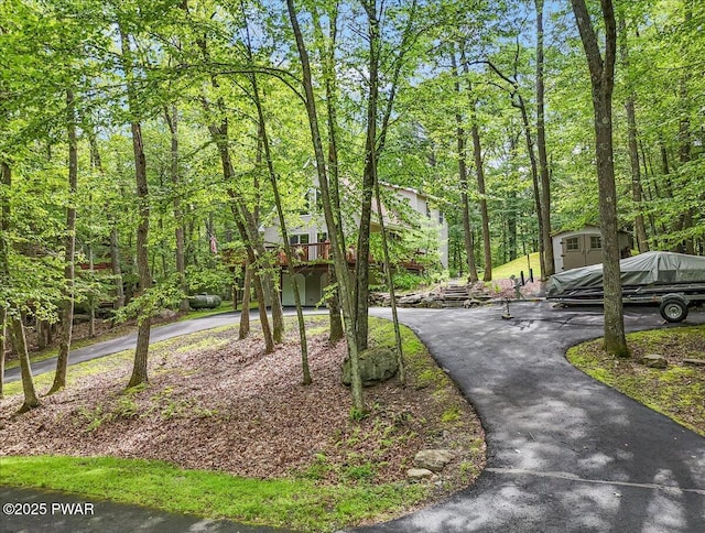 111 Sun Valley Dr, Tafton, PA 18464 - view of community with asphalt driveway and an outbuilding