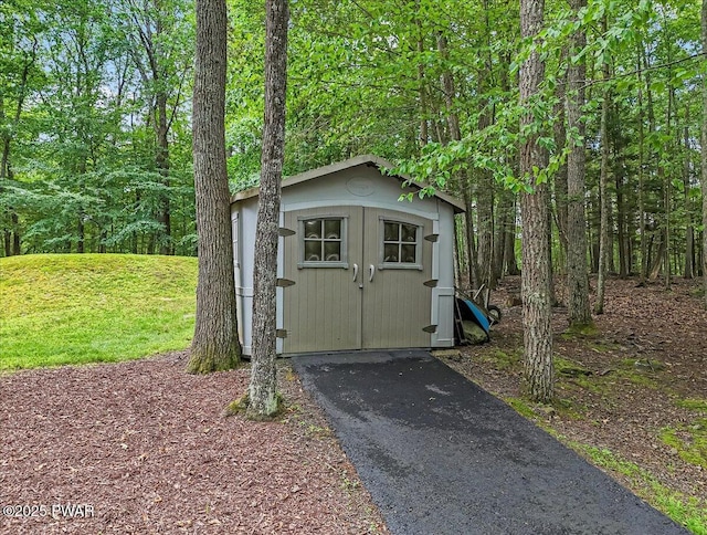 111 Sun Valley Dr, Tafton, PA 18464 - view of shed