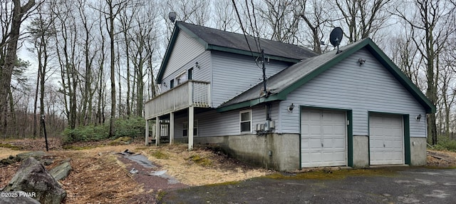 171 Flatbrook Way, Milford, PA 18337 - view of side of home featuring an attached garage