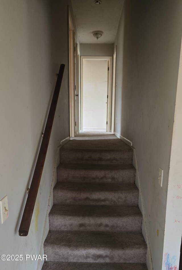 171 Flatbrook Way, Milford, PA 18337 - view of stairs