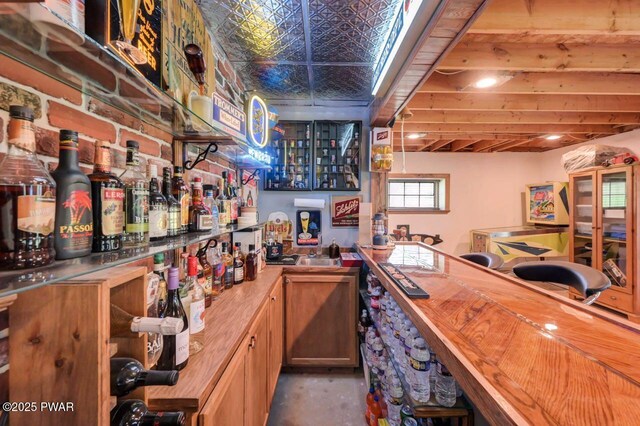 29 Tanglewood Ln, Lake Ariel, PA 18436 - indoor dry bar featuring concrete flooring