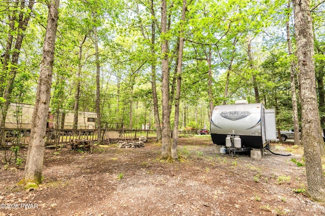 313 Chickasaw Ln, Shohola, PA 18458