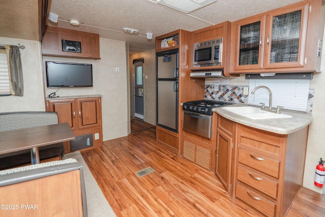 313 Chickasaw Ln, Shohola, PA 18458