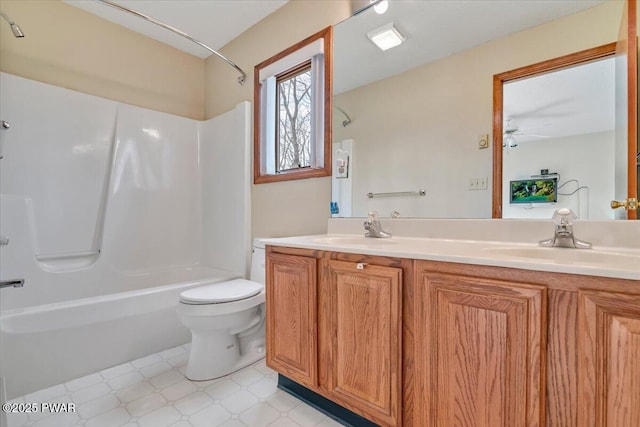 105 Beechwood Ln, Greentown, PA 18426 - bathroom with a sink, toilet, double vanity, and tub / shower combination