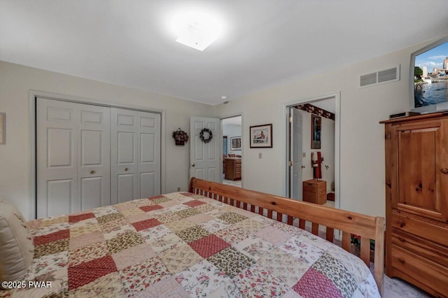 808 Pioneer Ct, Lackawaxen, PA 18435 - bedroom featuring a closet