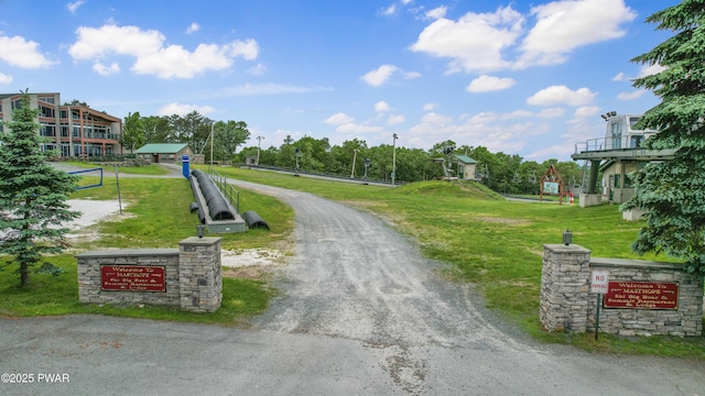 116 Rainbow Dr, Lackawaxen, PA 18435 - view of road