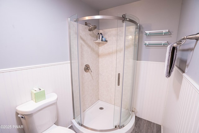 28 Woodcrest Ln, Lake Ariel, PA 18436 - bathroom featuring wainscoting and a stall shower