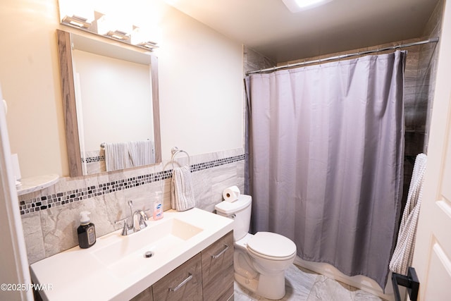 28 Woodcrest Ln, Lake Ariel, PA 18436 - bathroom with vanity and a shower with shower curtain