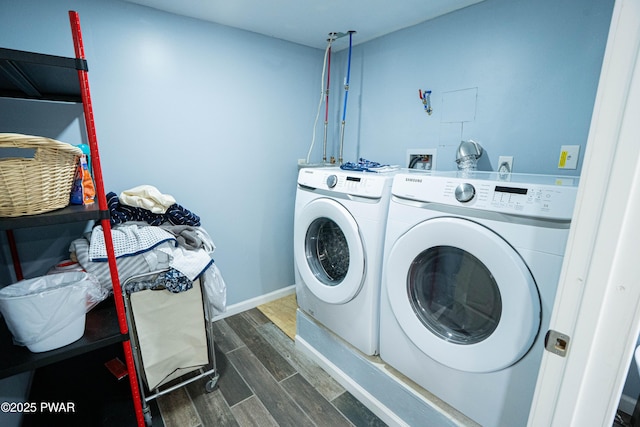 28 Woodcrest Ln, Lake Ariel, PA 18436 - laundry room with washing machine and dryer and dark wood-style floors