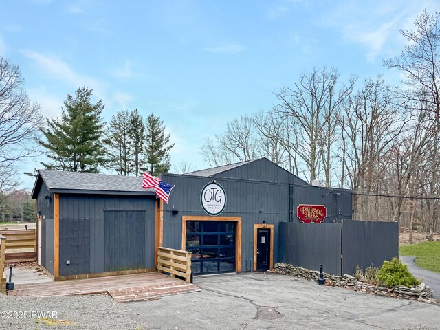 134 Laurel Hill Dr Unit 102, Greentown, PA 18426 - exterior space with a garage