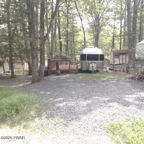 135 Dingman Dr, Milford, PA 18337 - photo 2