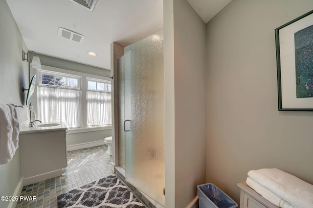 130 Calico Ct, Paupack, PA 18451 - full bath featuring visible vents, baseboards, toilet, a stall shower, and vanity