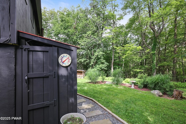 1706 Windemere Ct, Lake Ariel, PA 18436 - view of grassy yard