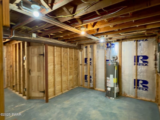 17 Applegate Rd, Lake Ariel, PA 18436 - unfinished basement with gas water heater