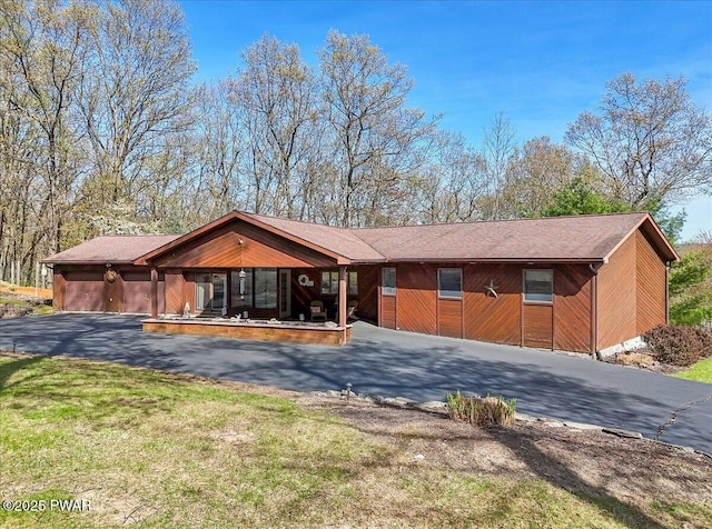 140 Poplar St, Lakeville, PA 18438 - photo 1