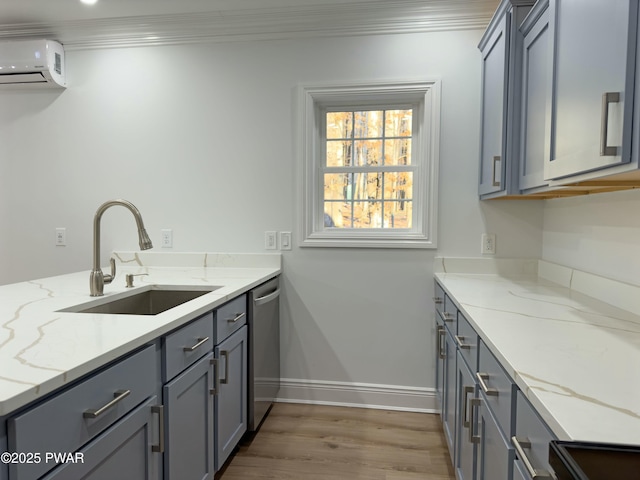 washroom featuring sink, dark hardwood / wood-style flooring, crown molding, and a wall mounted air conditioner