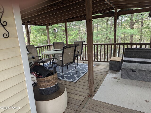 1911 Pheasant Ln, Shohola, PA 18458