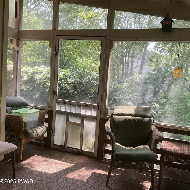 124 Roundhill Rd, Dingmans Ferry, PA 18328 - view of sunroom