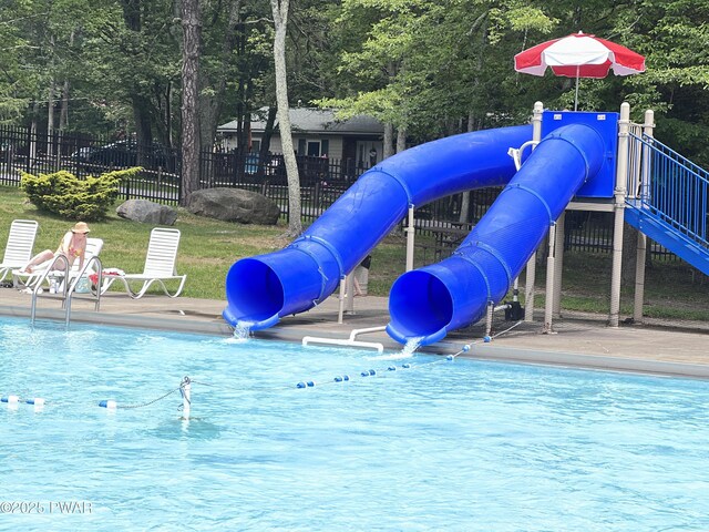 124 Roundhill Rd, Dingmans Ferry, PA 18328 - community pool featuring a water slide