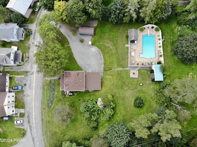 910 Maple Ave, Honesdale, PA 18431 - photo 11