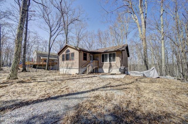 109 Pebble Rock Rd, Lackawaxen, PA 18435 - view of front of property with crawl space