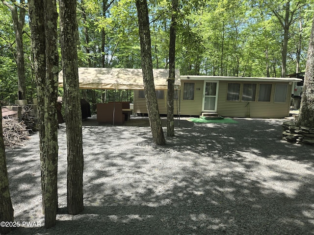 110 Blue Spruce Ln, Shohola, PA 18458 - photo 2