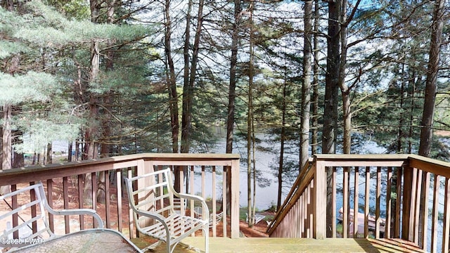 109 Lake Dr, Dingmans Ferry, PA 18328 - view of wooden deck