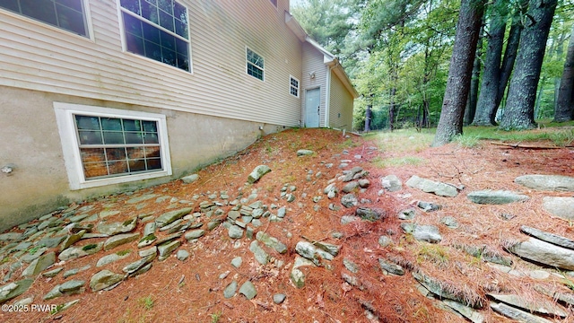 109 Lake Dr, Dingmans Ferry, PA 18328 - view of side of property