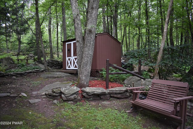 view of outbuilding