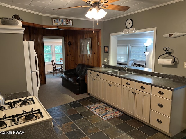 14 8th St, Hawley, PA 18428 - photo 22