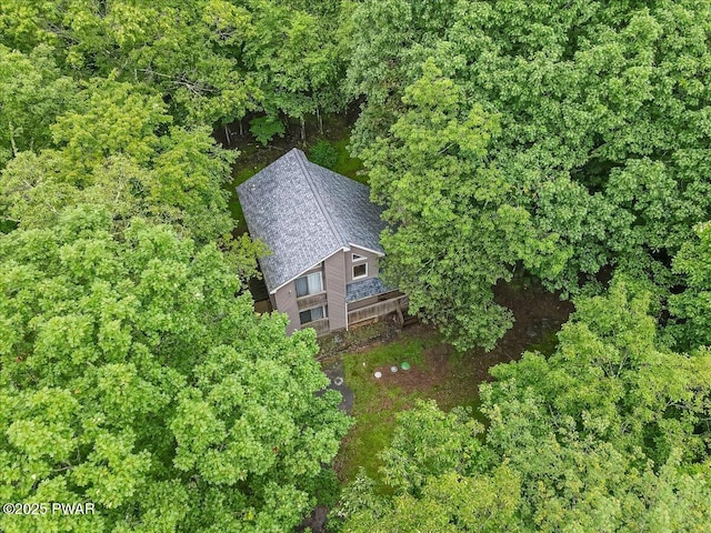 102 Keystone Ct, Dingmans Ferry, PA 18328 - aerial view of property and surrounding area