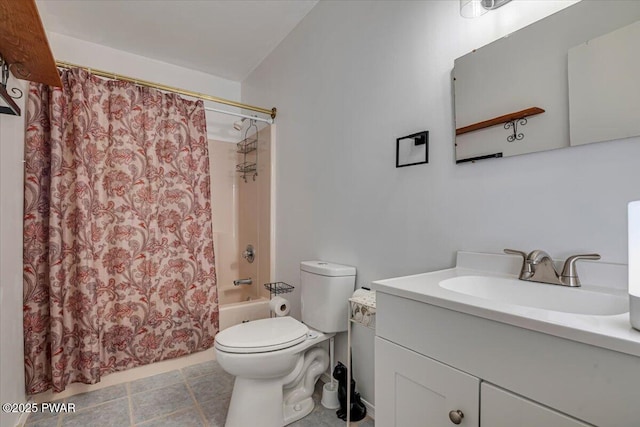 102 Keystone Ct, Dingmans Ferry, PA 18328 - bathroom with vanity and shower / bathtub combination with curtain