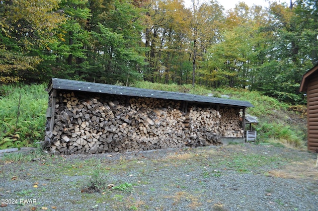 view of outbuilding