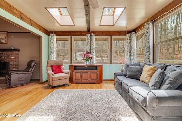 130 Grasshopper Ln, Greentown, PA 18426 - sunroom / solarium featuring a skylight