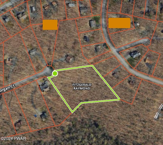 Morgan Ct, Lords Valley, PA 18428