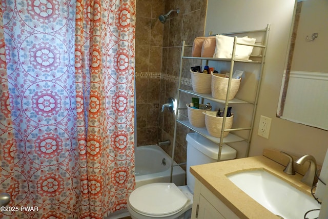 108 Juniper St, Dingmans Ferry, PA 18328 - bathroom featuring vanity and shower / bath combo with shower curtain