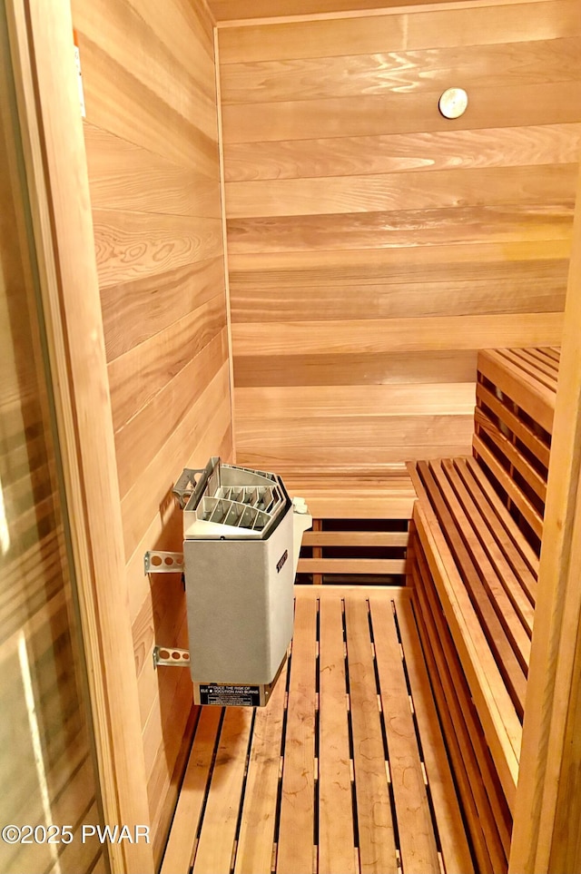 129 Skyview Rd, Dingmans Ferry, PA 18328 - relaxing sauna with wood walls